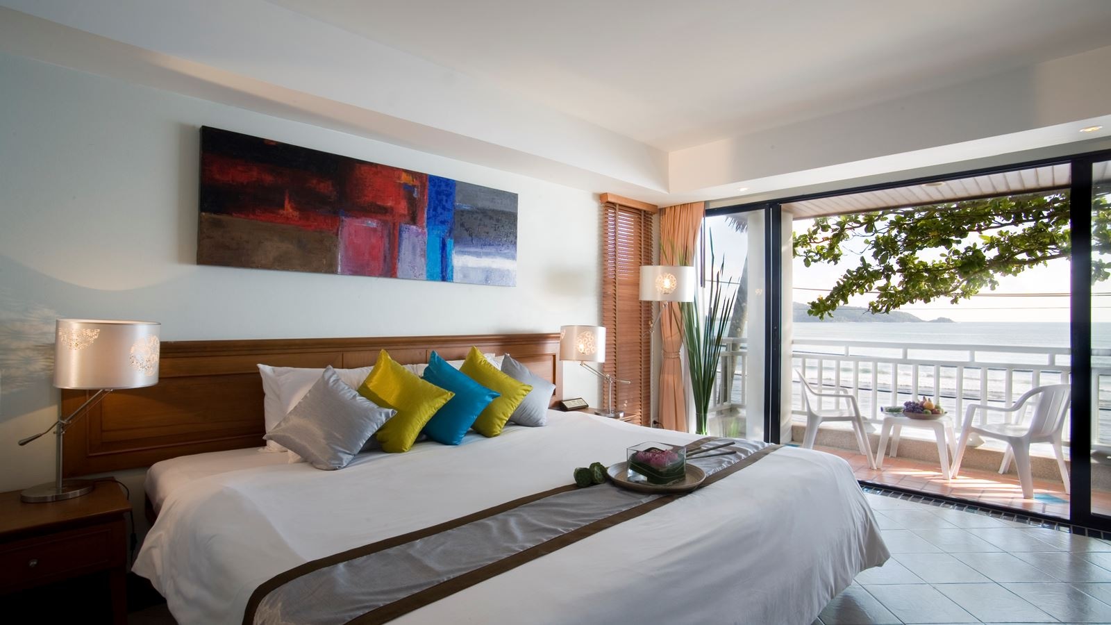 rooms-superior-partial-seaview