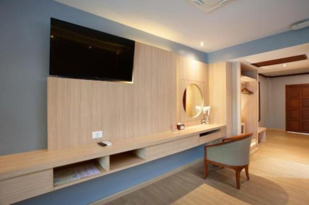 rooms-deluxe-triple-room