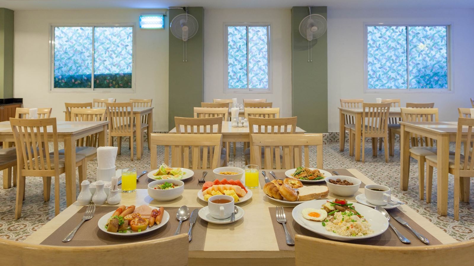 restaurants-restaurants