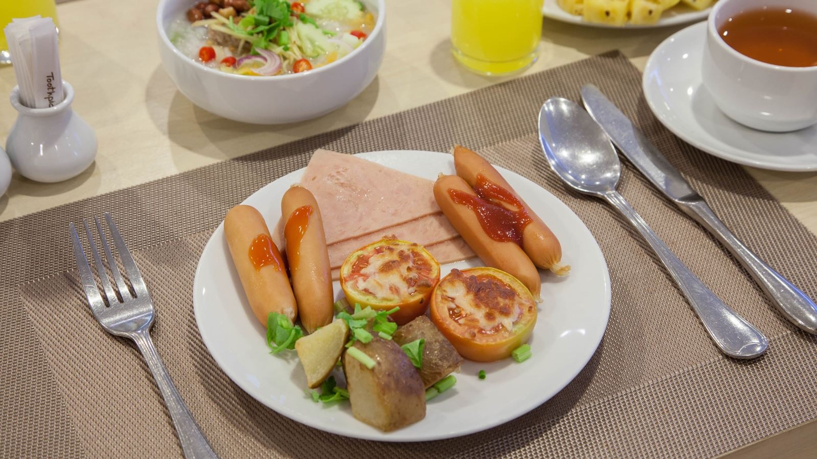 restaurants-restaurants