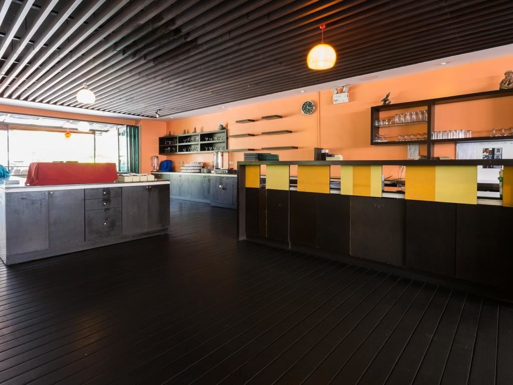 restaurants-voila-bar--restaurant