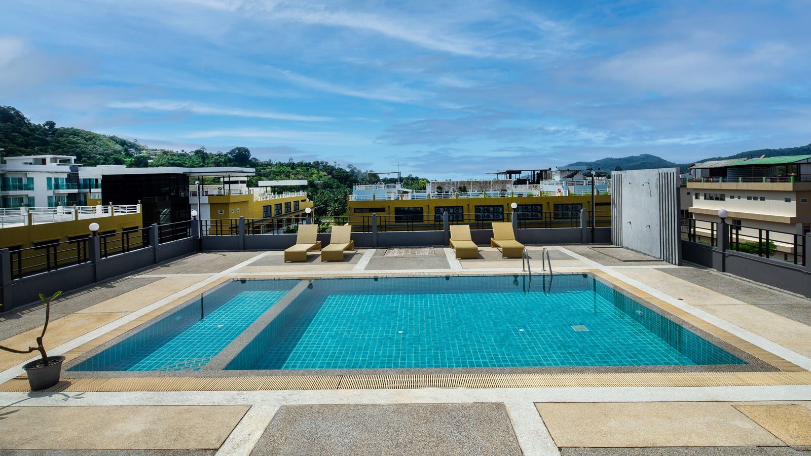 pools-outdoor-pool