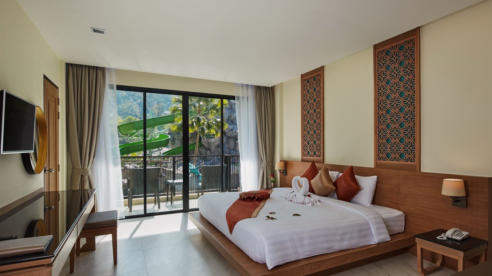 rooms-deluxe-fantasy