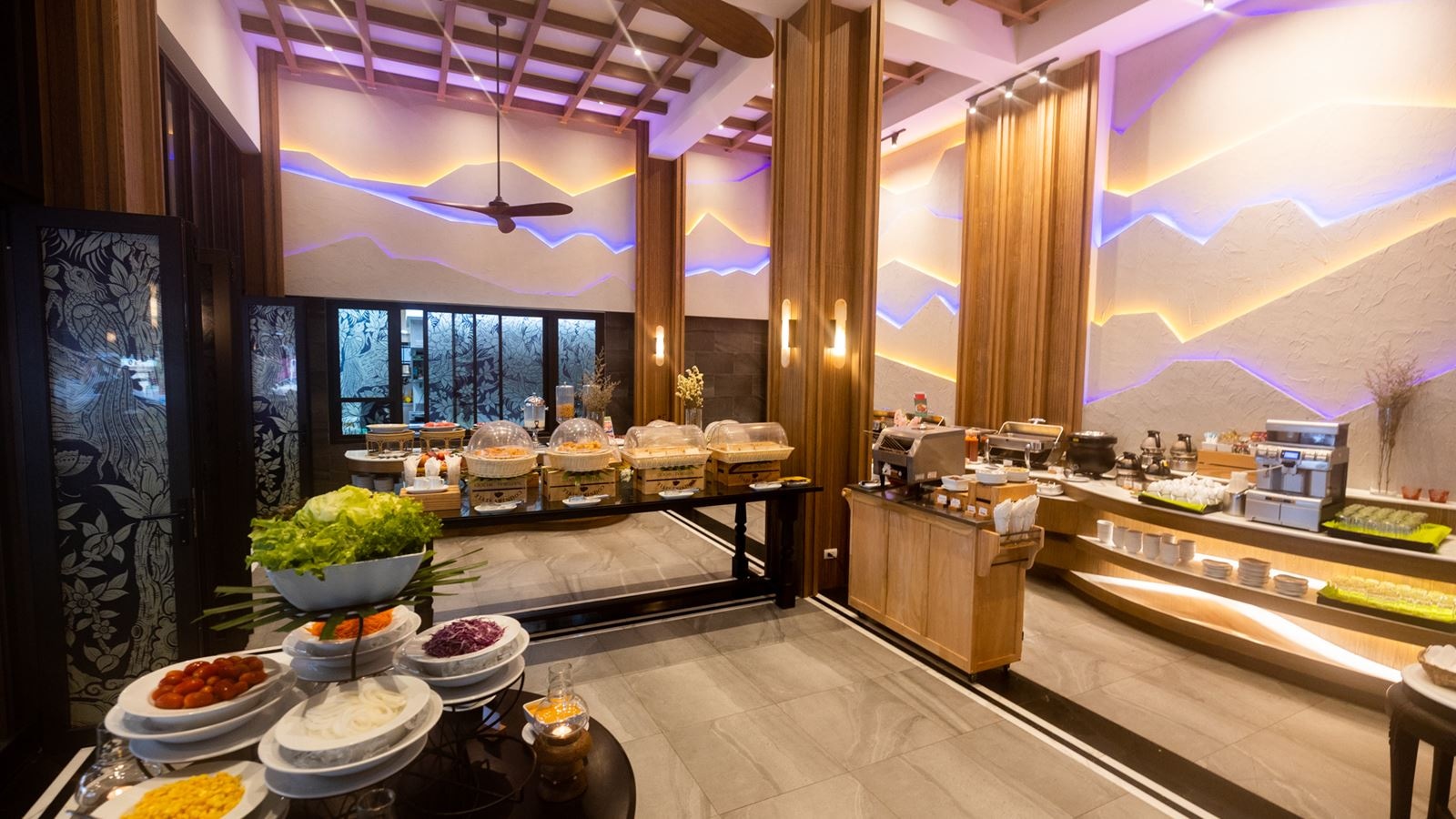 restaurants-restaurant