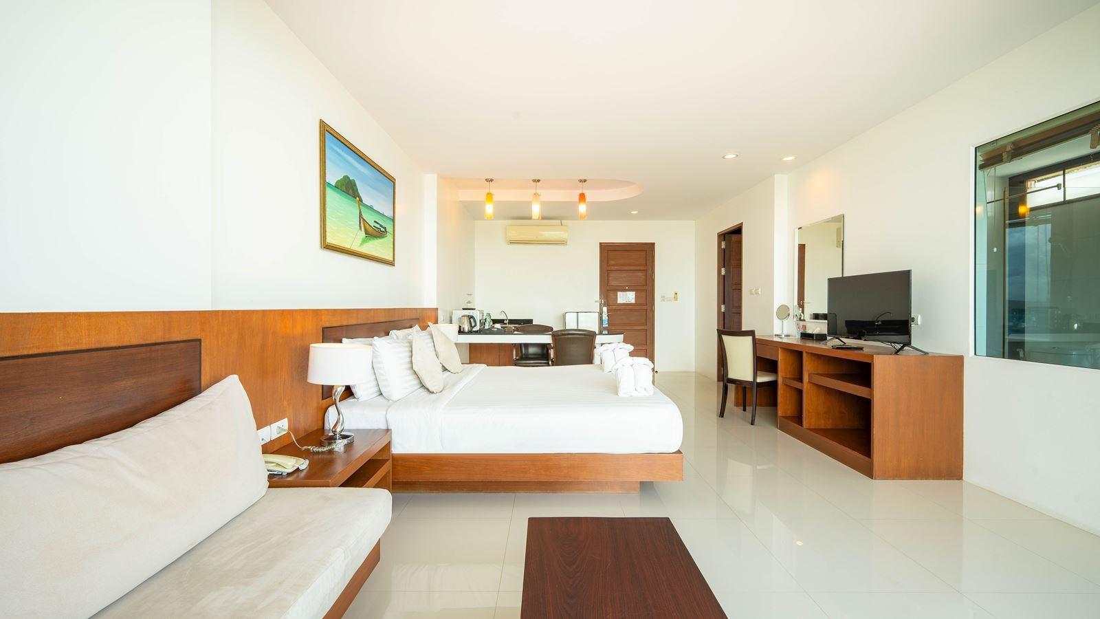 rooms-jacuzzi-suite-sea-view
