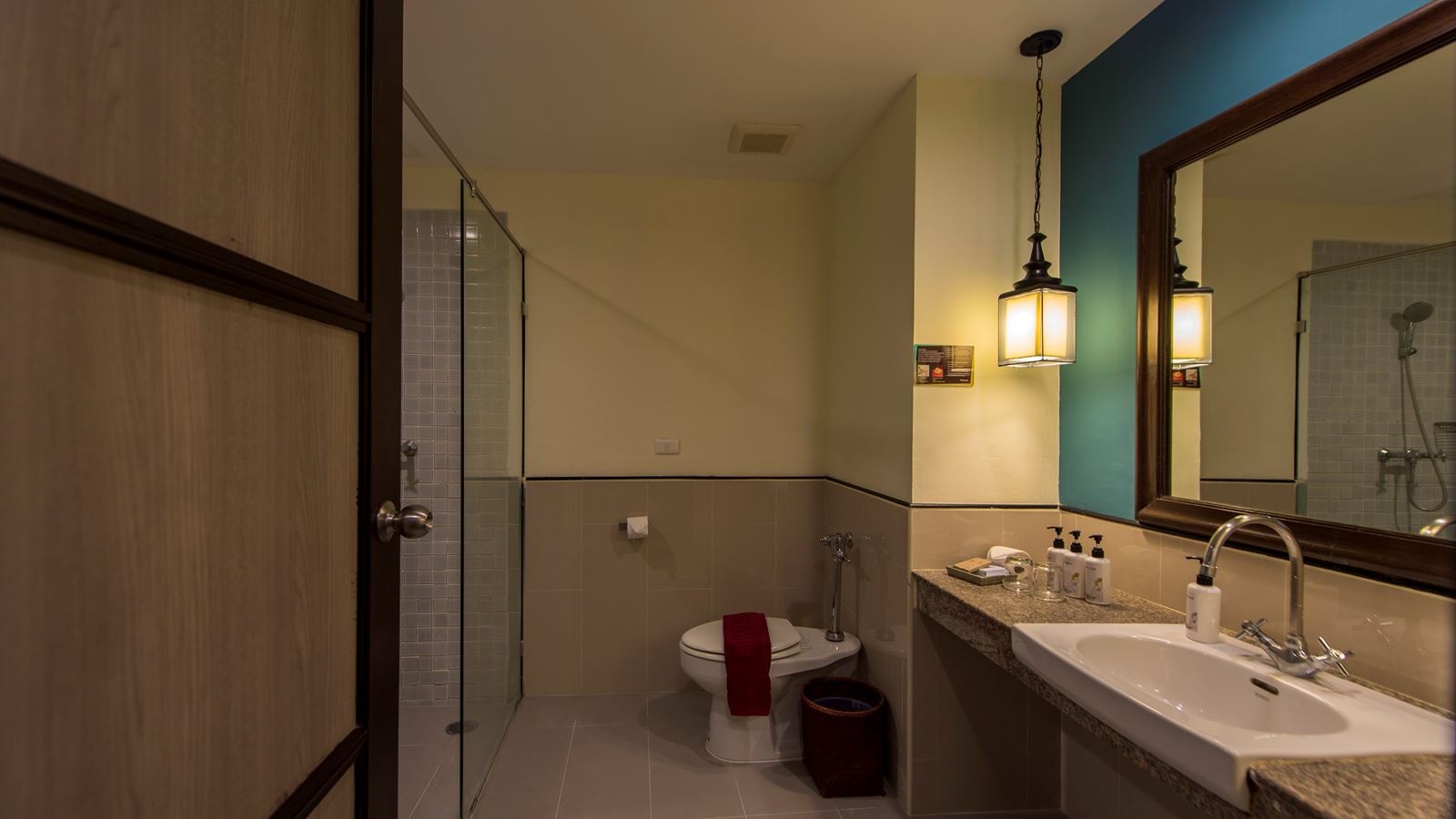 rooms-superior-room