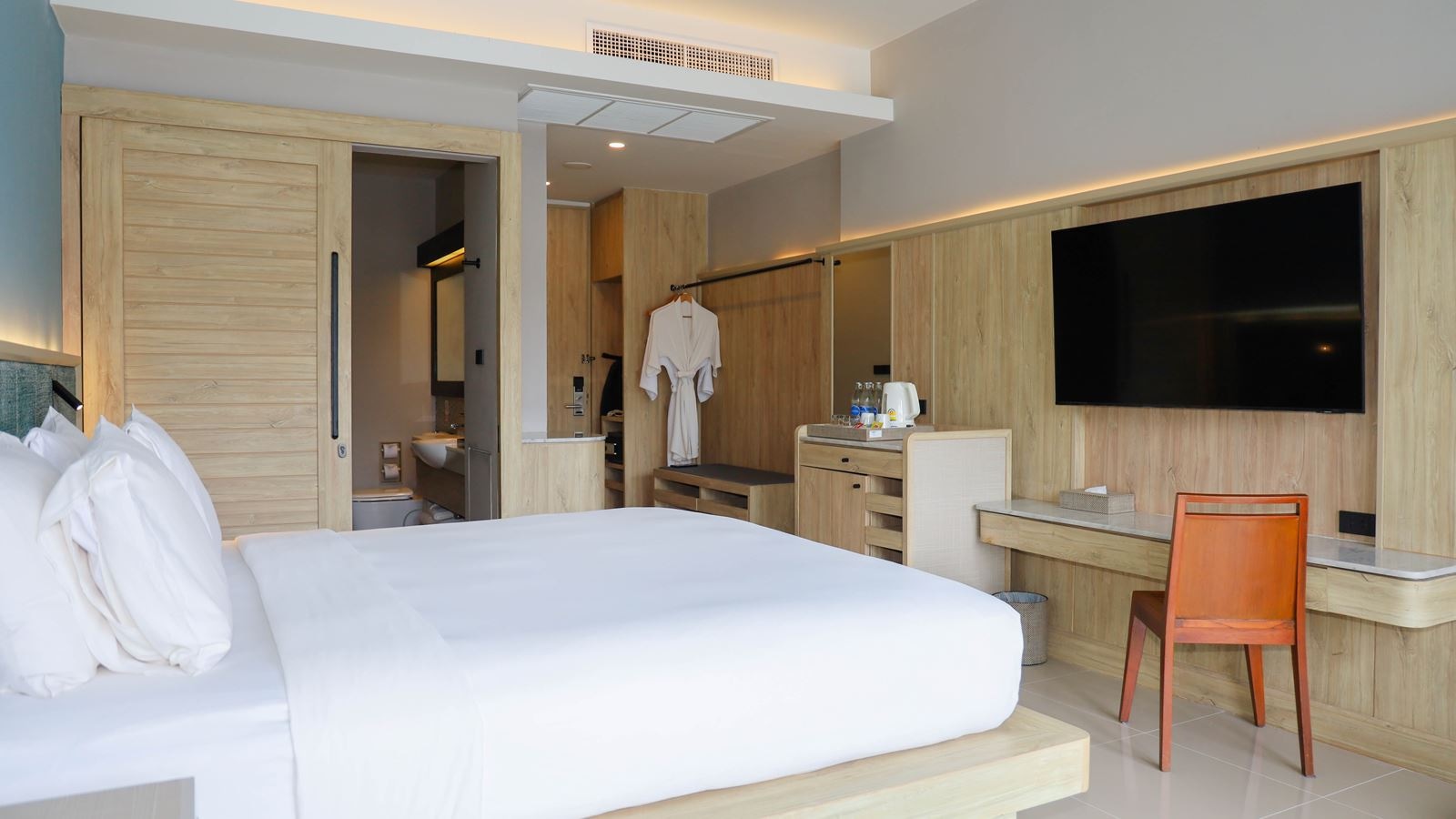 rooms-deluxe-pool-access-room