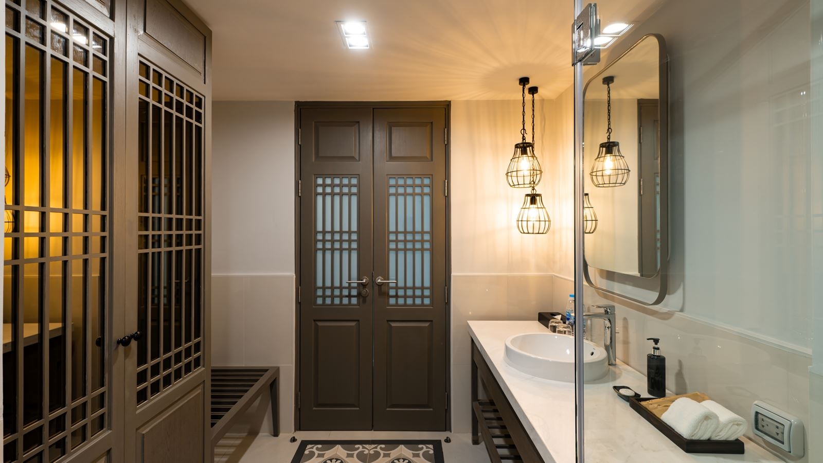 rooms-deluxe-pool-access-room