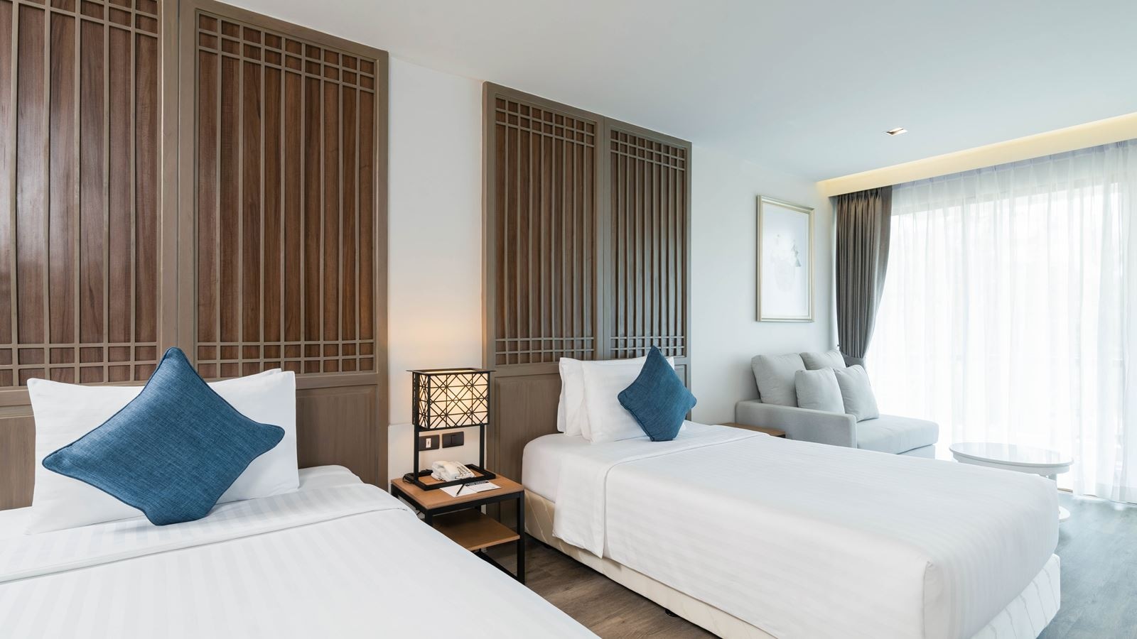 rooms-grand-deluxe-pool-access-room