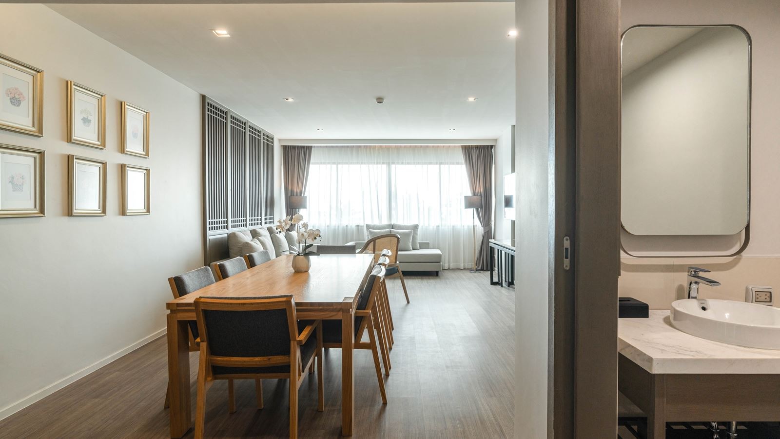 rooms-grand-suite-room