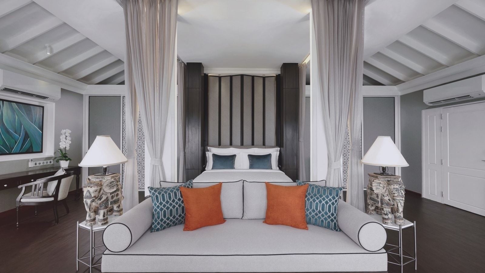 rooms-club-private-pool-villa