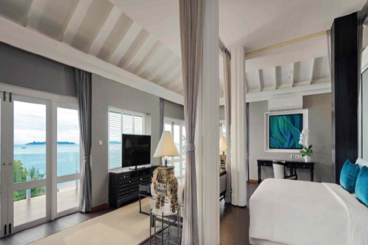 rooms-club-horizon-suite-club-ocean-view-honeymoon-suite