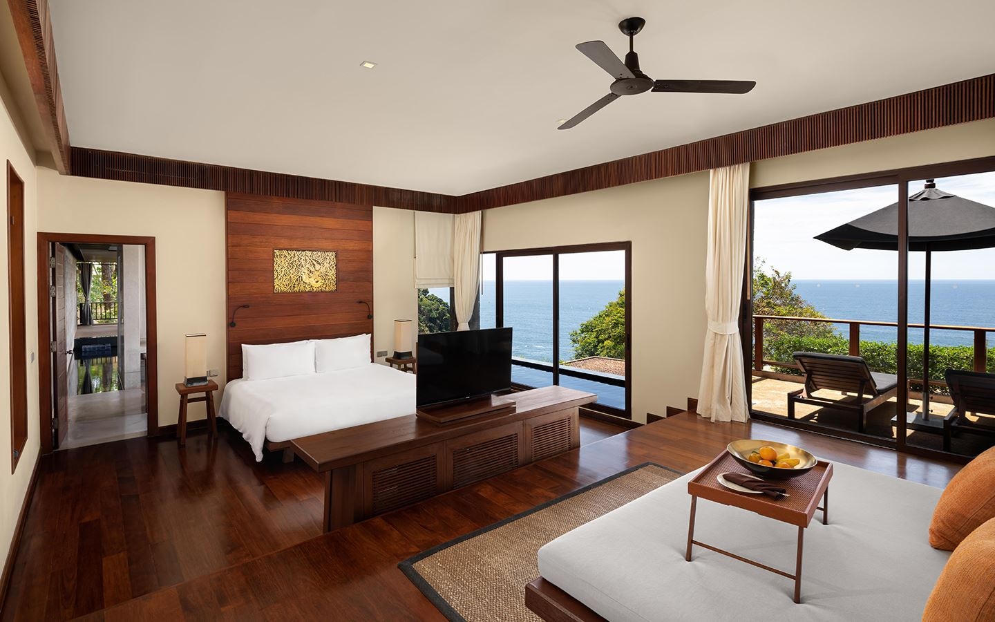 rooms-spa-pool-suite