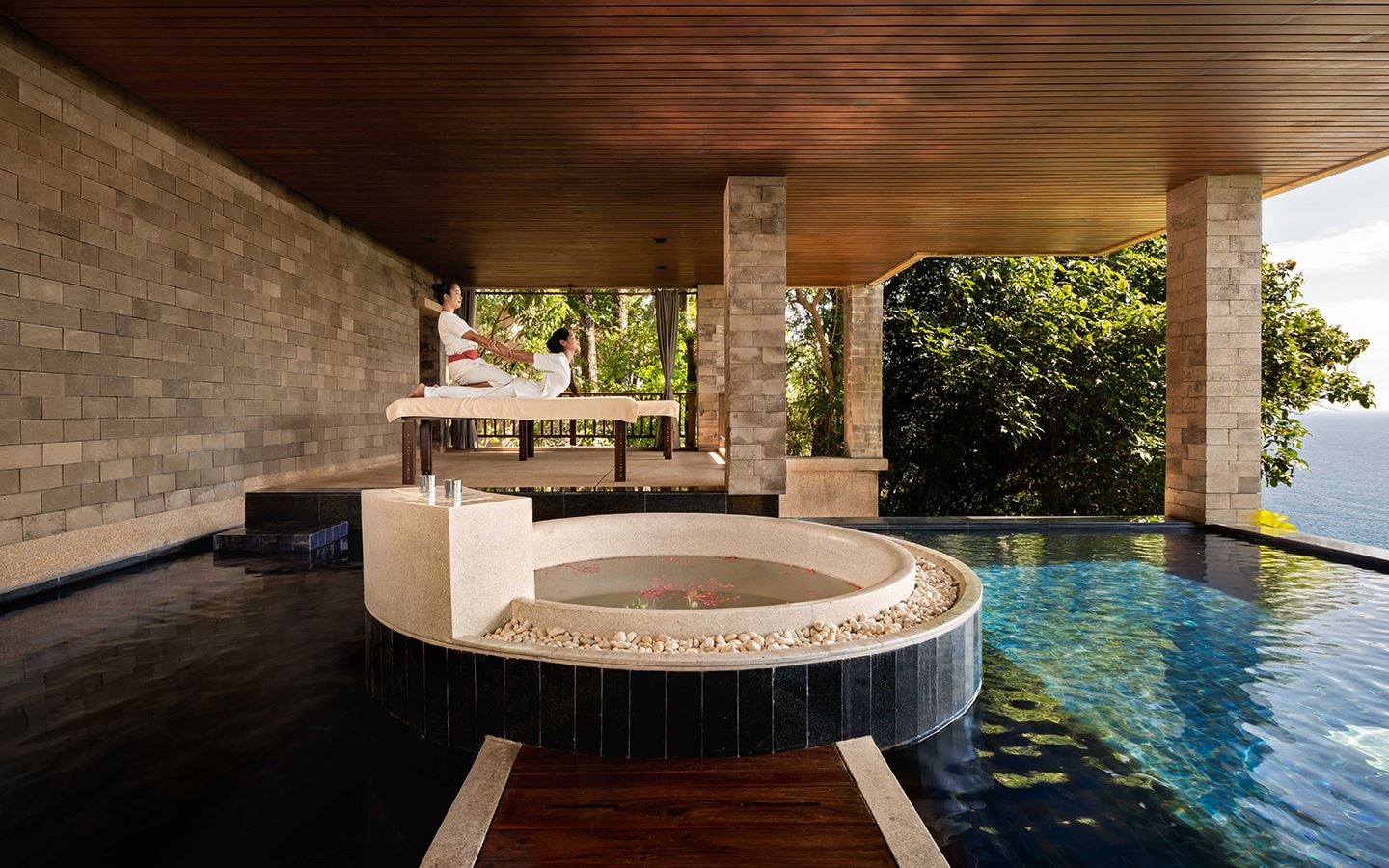 rooms-spa-pool-suite