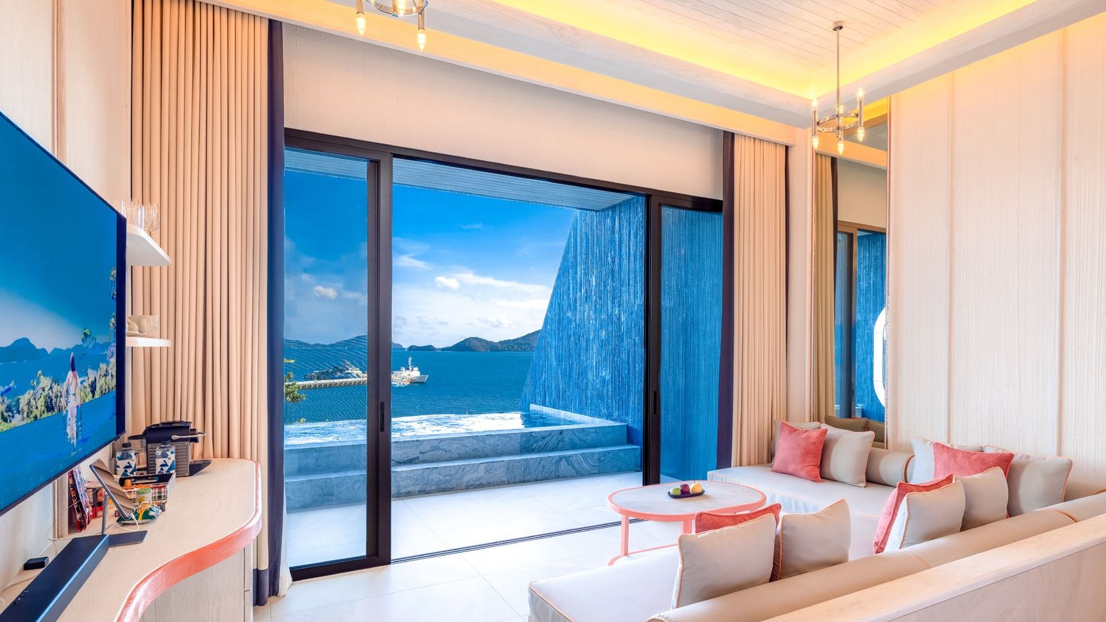 rooms-yaya-pool-suite-ocean-view