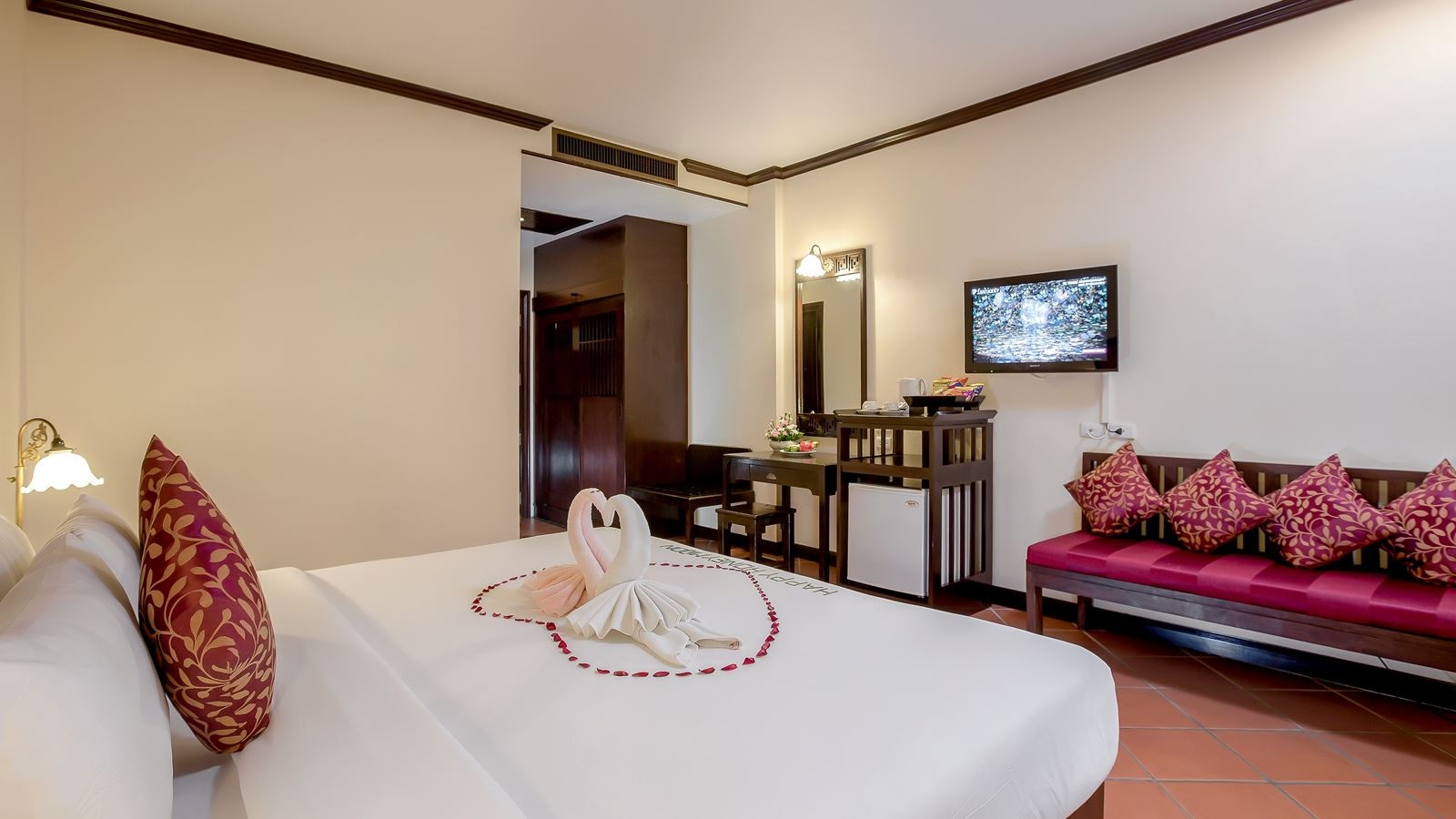 rooms-waterfront-deluxe