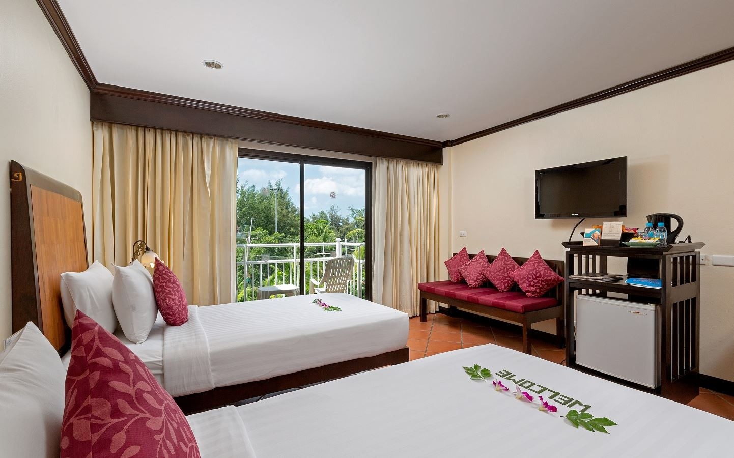 rooms-seafront-superior