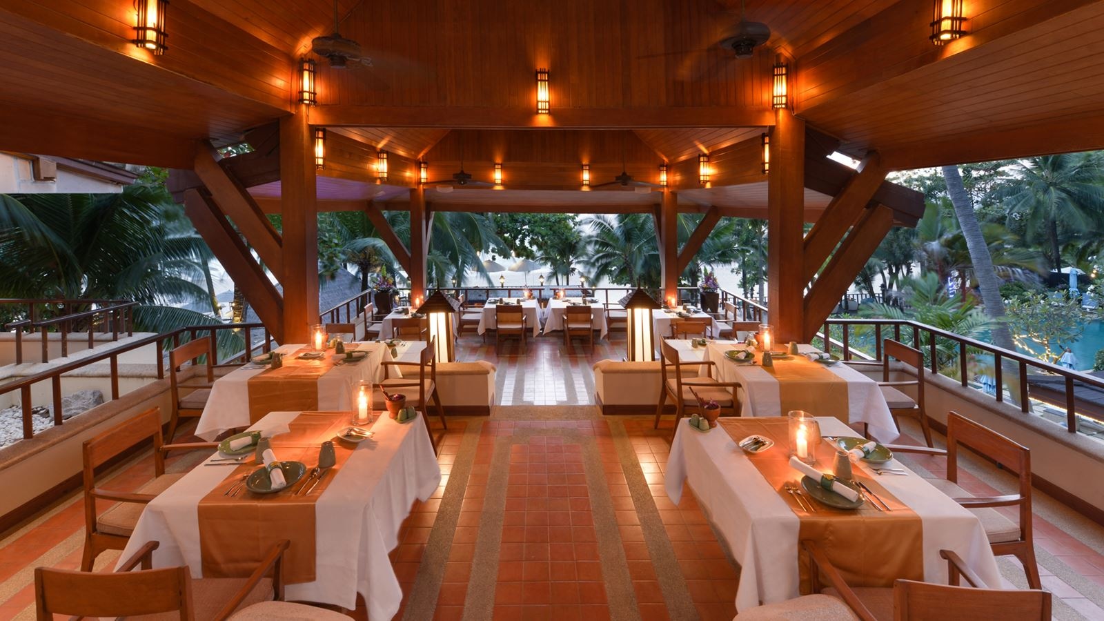 restaurants-tom-yam-thai-restaurant