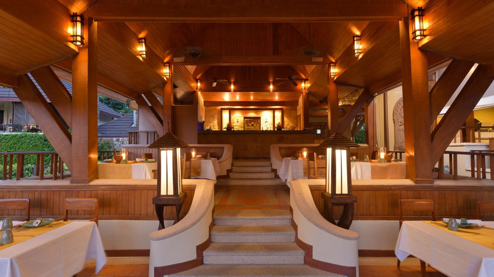 restaurants-tom-yam-thai-restaurant