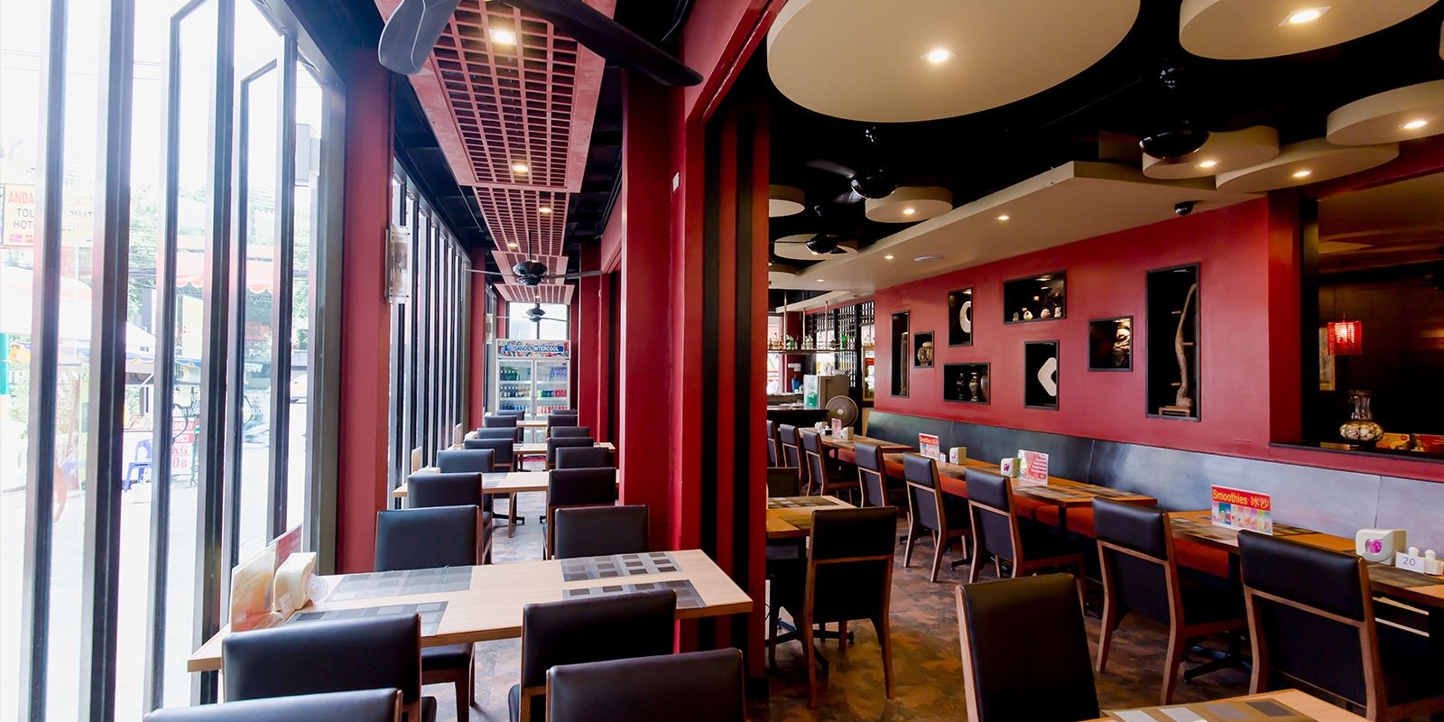 restaurants-restaurant-red-peppers