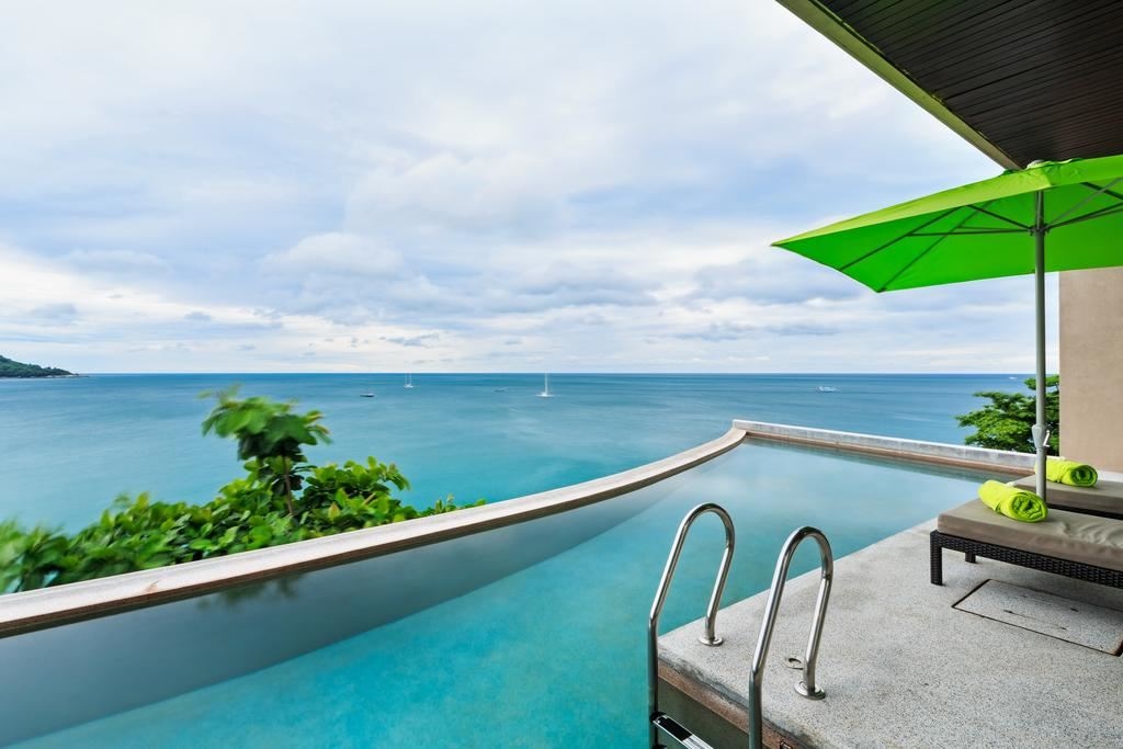 rooms-honeymoon-suite