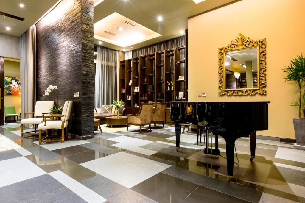 general-main-building