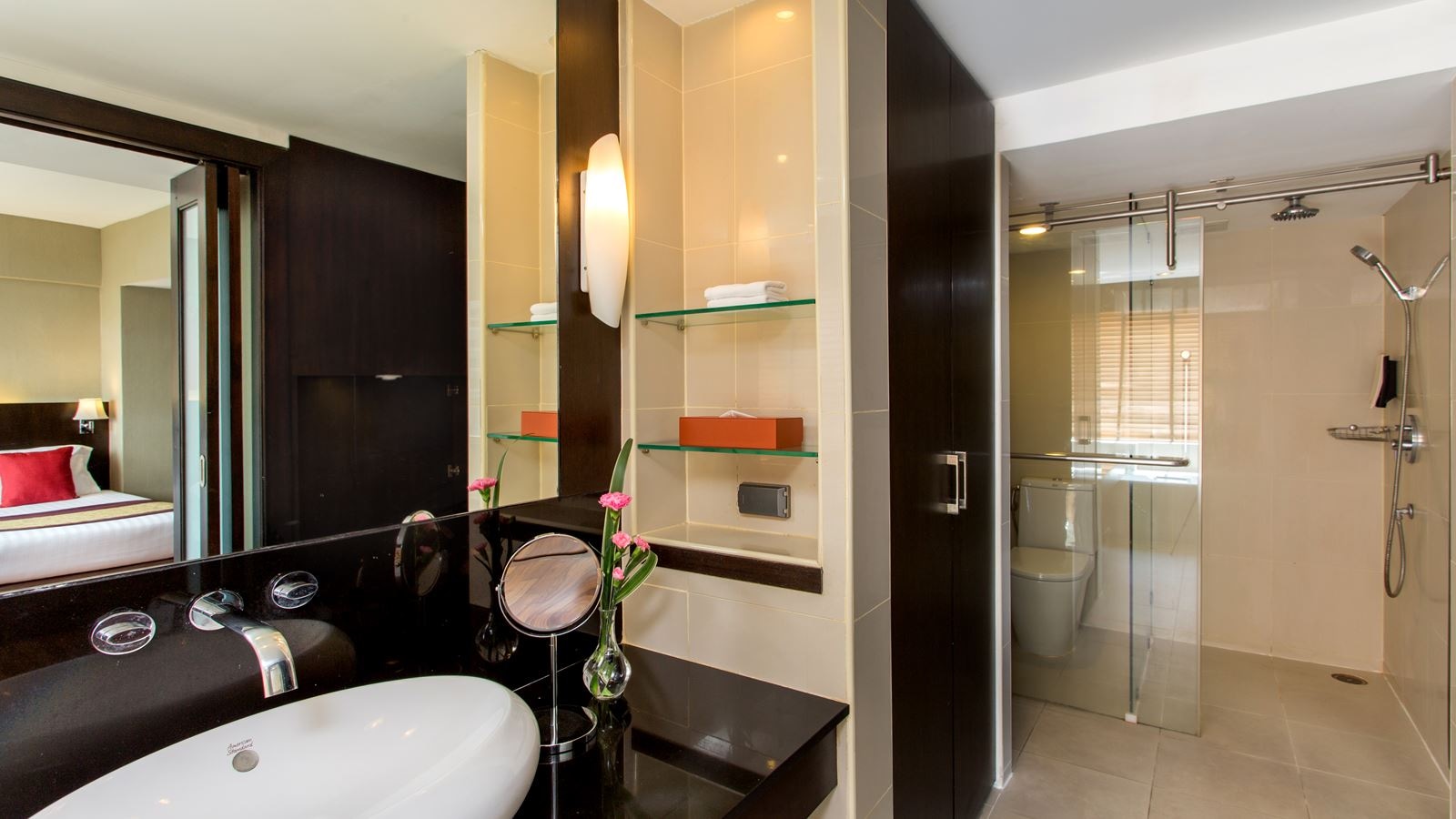 rooms-grand-deluxe-room