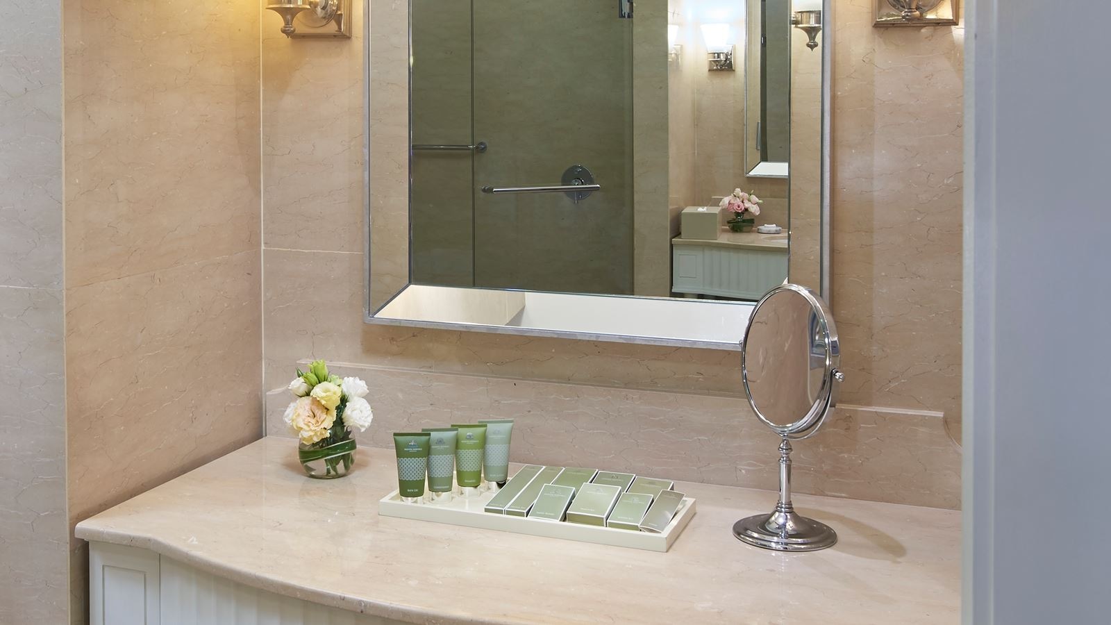 rooms-one-bedroom-suite-park-view