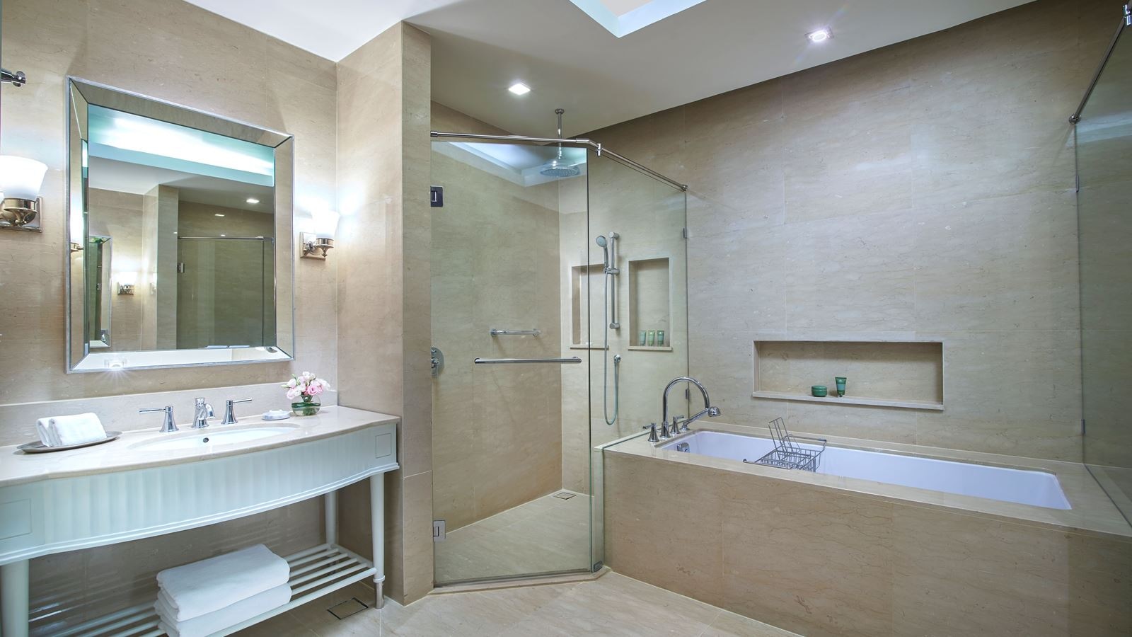 rooms-one-bedroom-suite-park-view