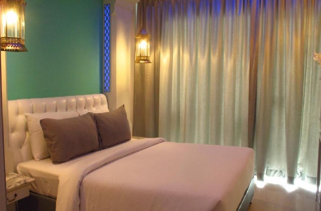 rooms-deluxe-room