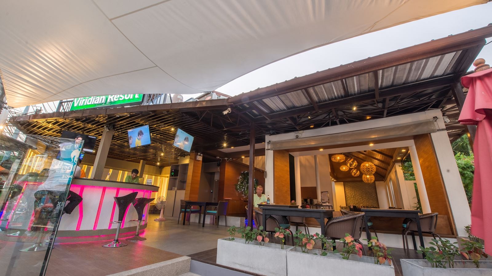 general-main-building