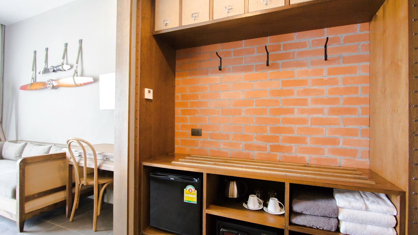 rooms-deluxe-pool-access