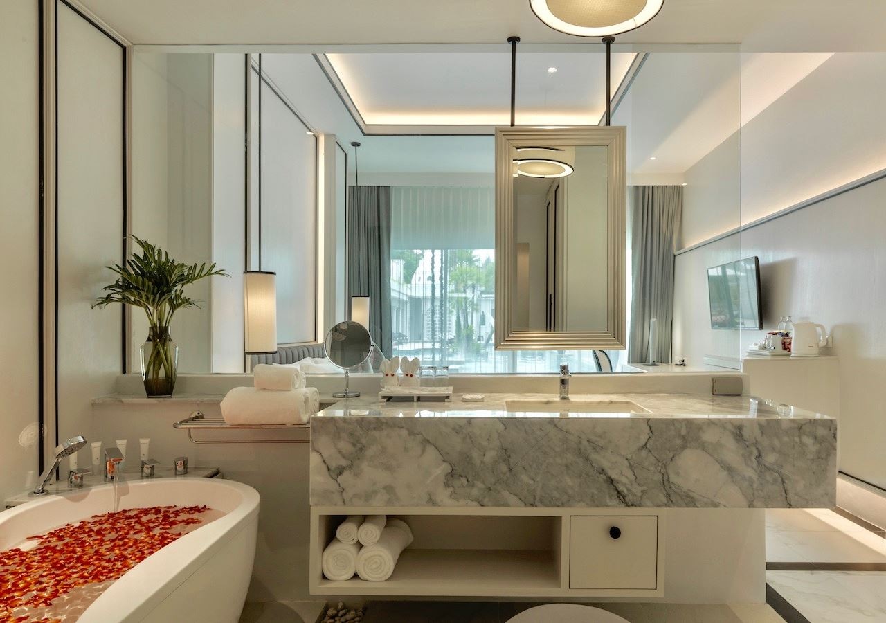 rooms-deluxe-pool-access-room