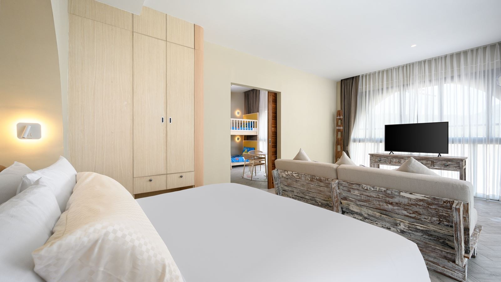 rooms-family-suite