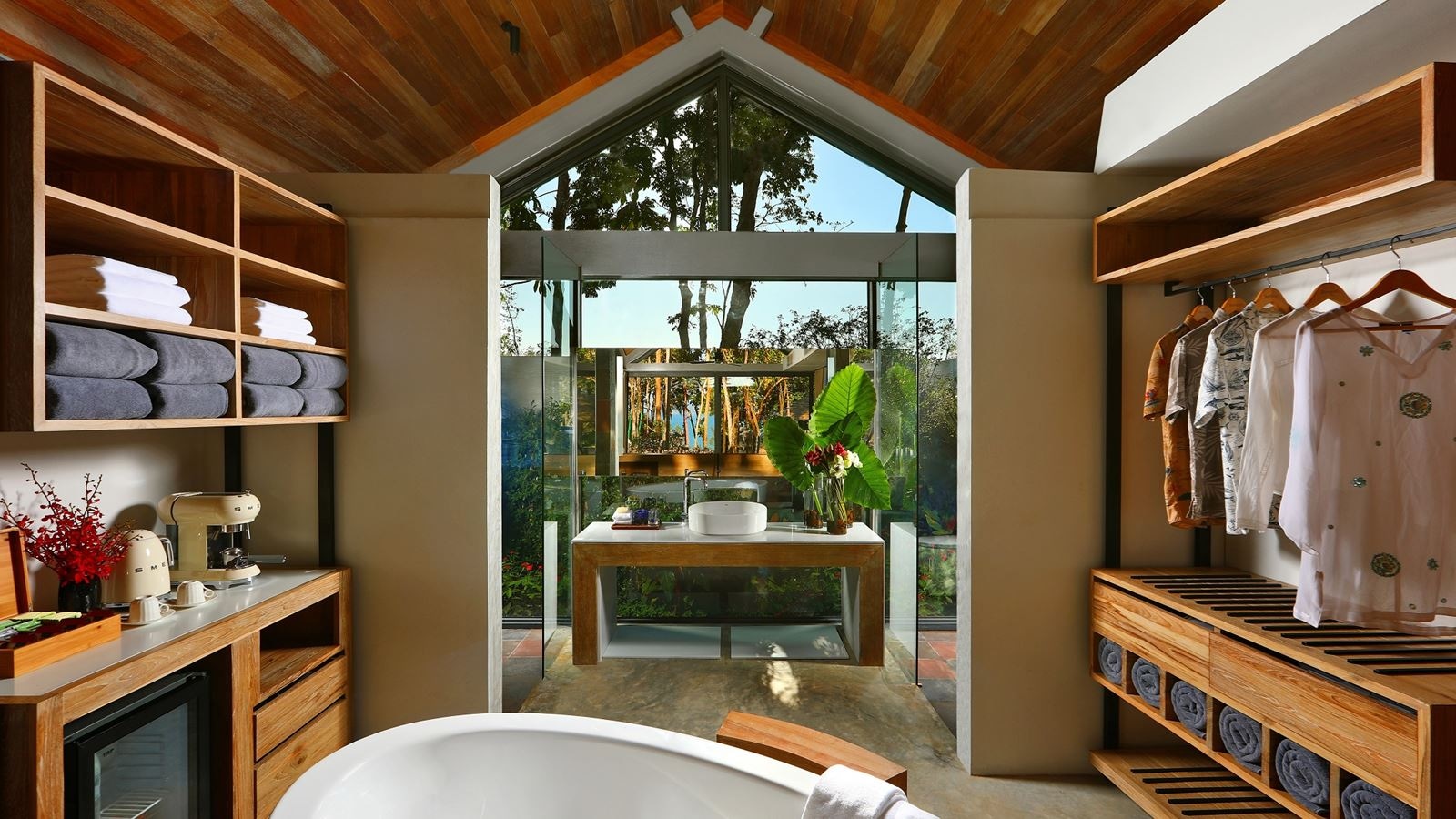 rooms-onebedroom-pool-villa