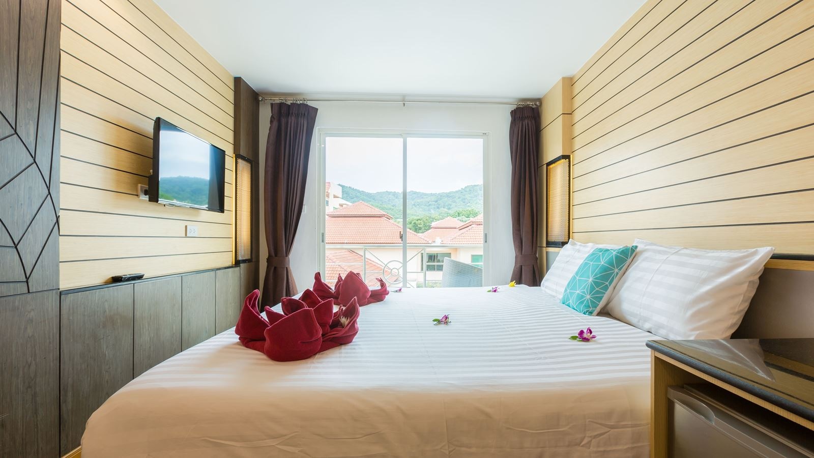 rooms-double-room-with-balcony