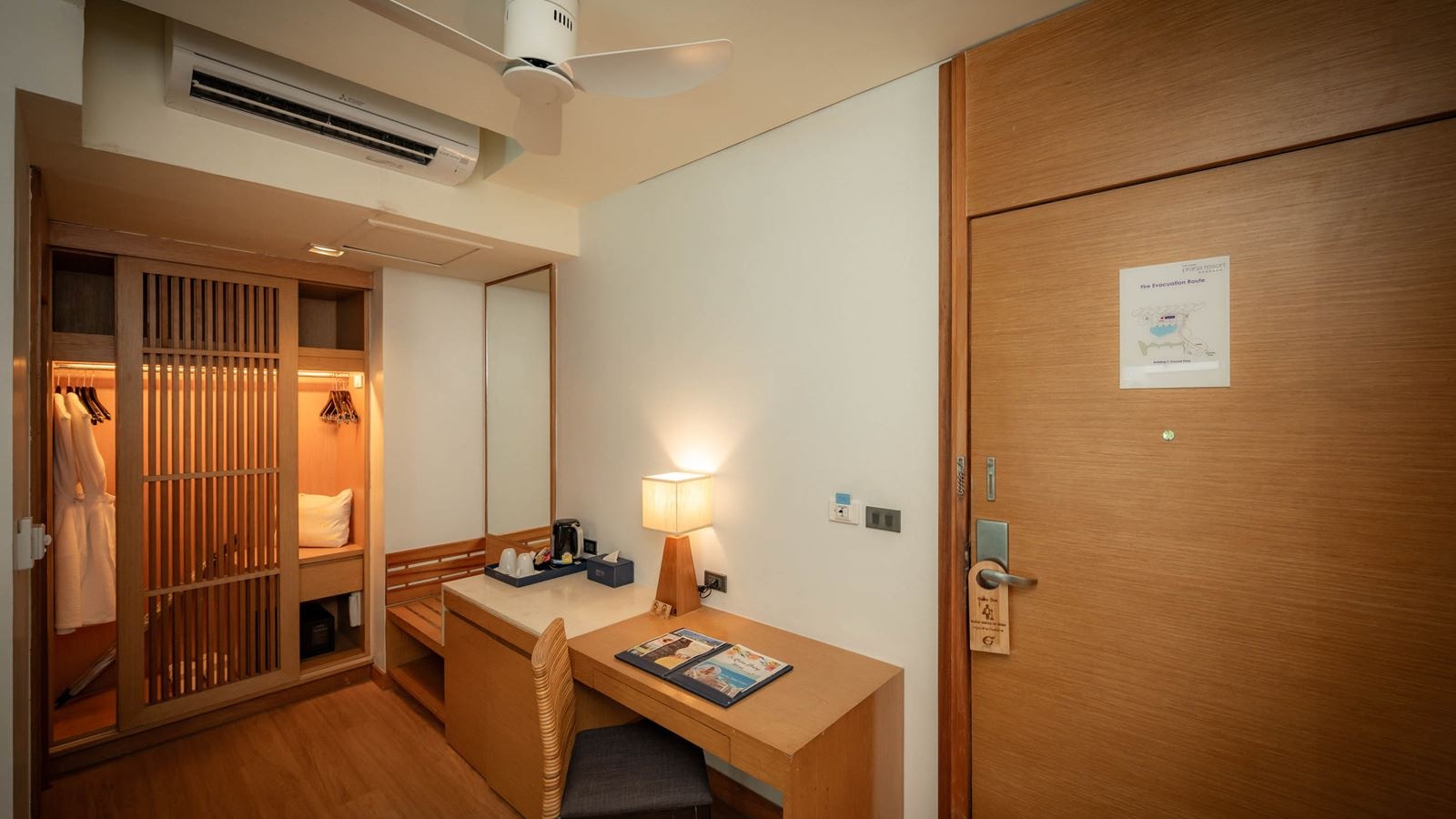 rooms-connecting-rooms