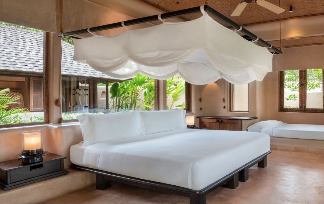 rooms-1bedroom-villa-beachfront-view