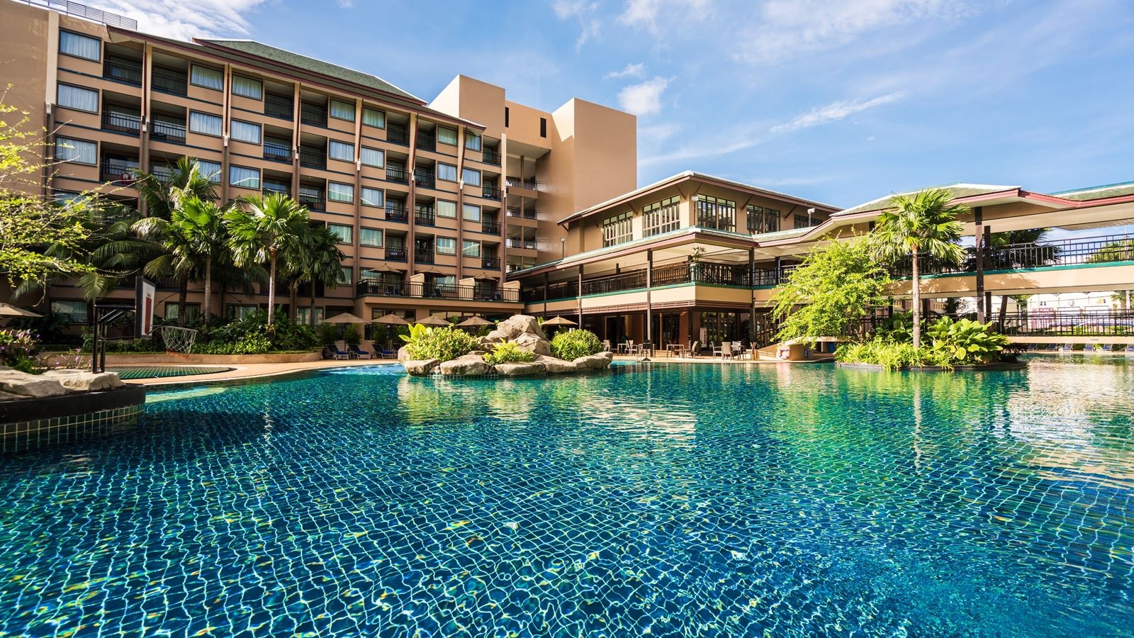 pools-outdoor-pool
