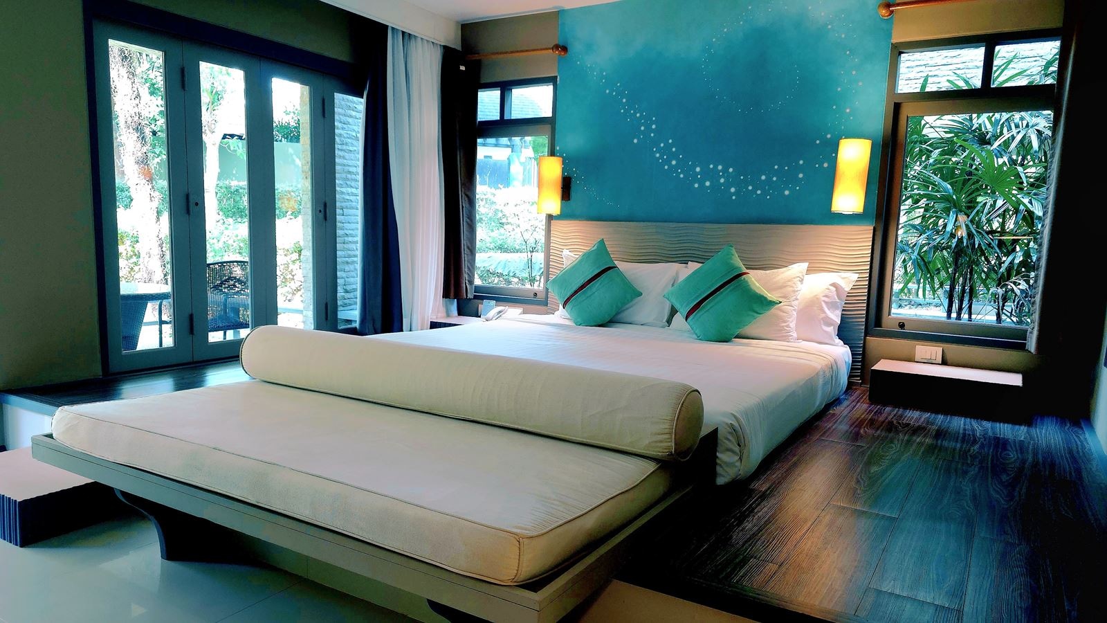 rooms-deluxe-garden-side