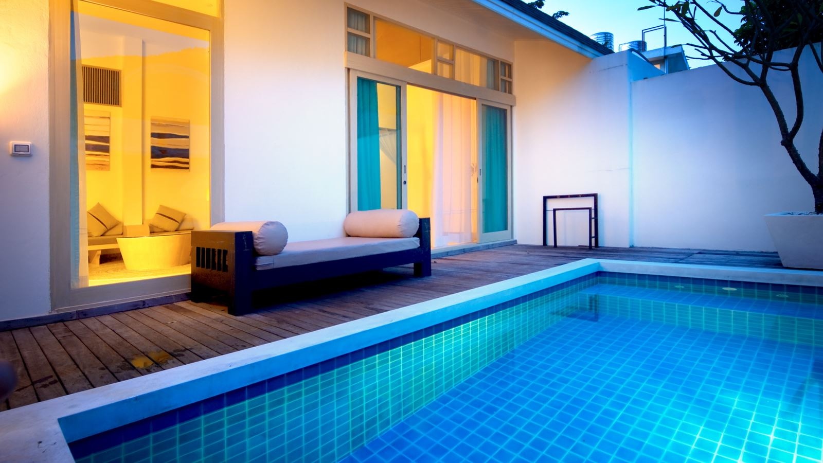 rooms-pool-villa