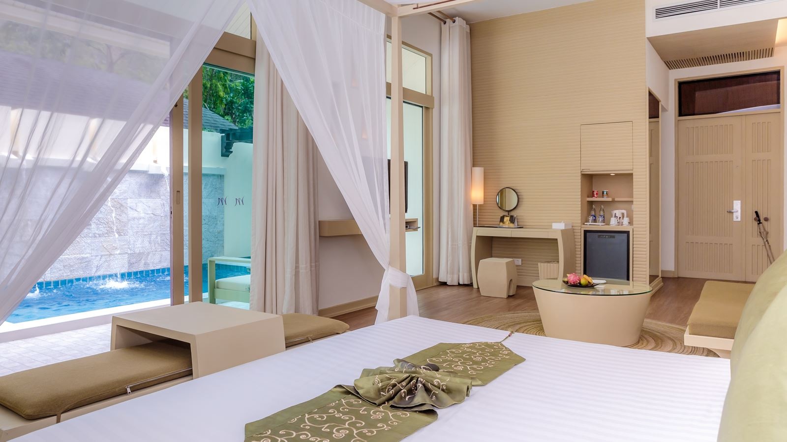 rooms-pool-villa