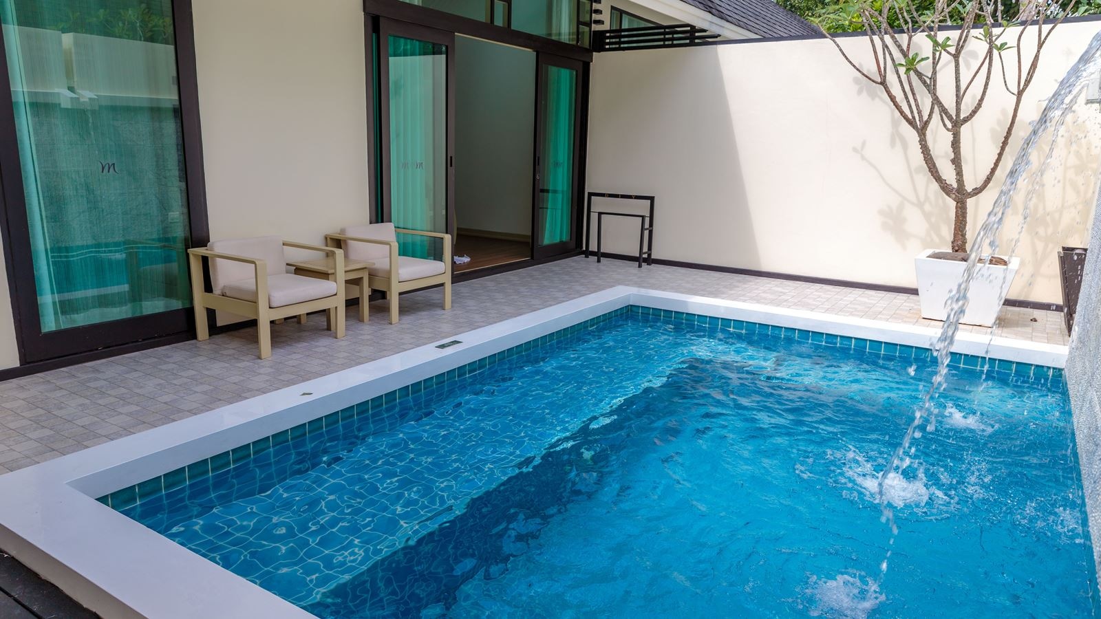 rooms-pool-villa