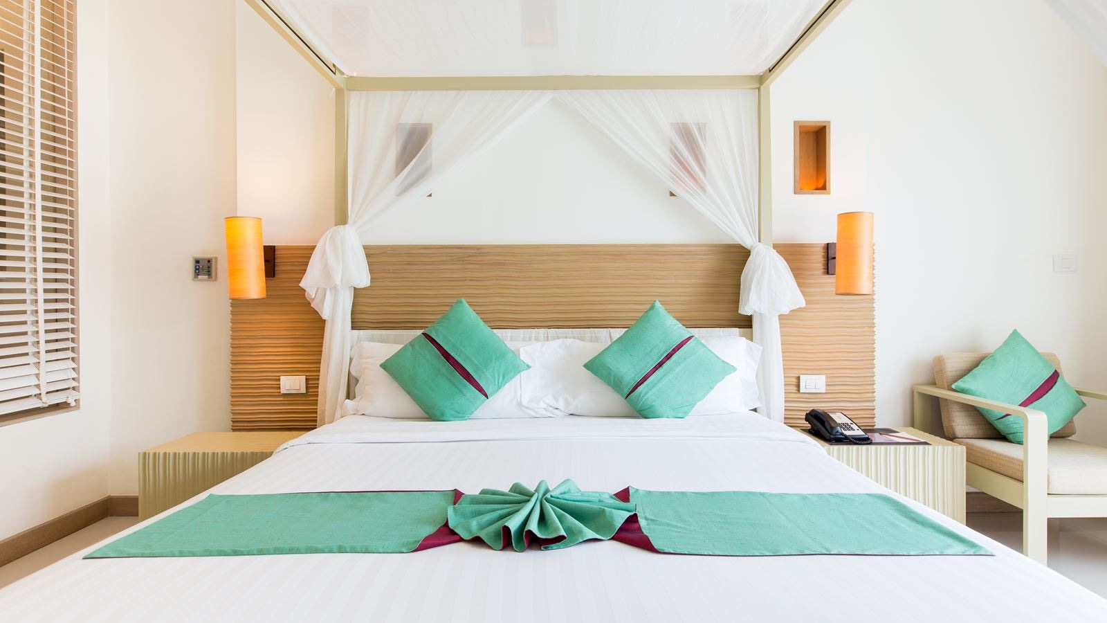rooms-superior-room