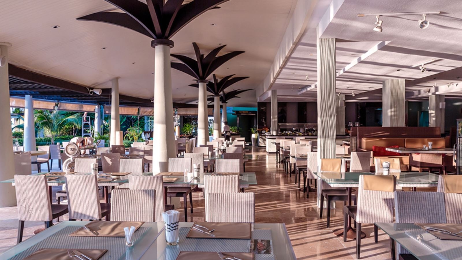 restaurants-the-bay-restaurant