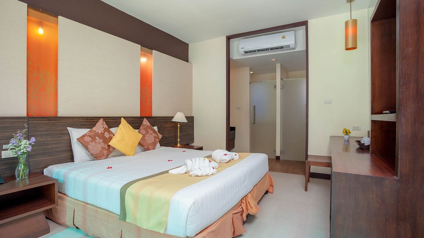 rooms-courtyard-suite