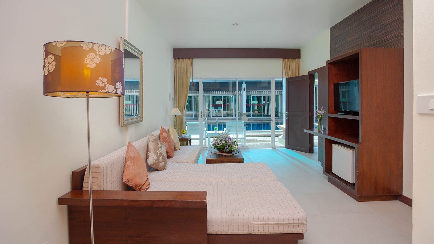 rooms-courtyard-suite