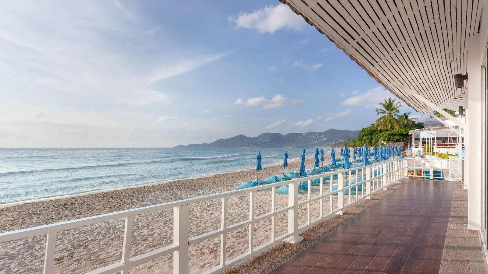 rooms-beachfront-deluxe