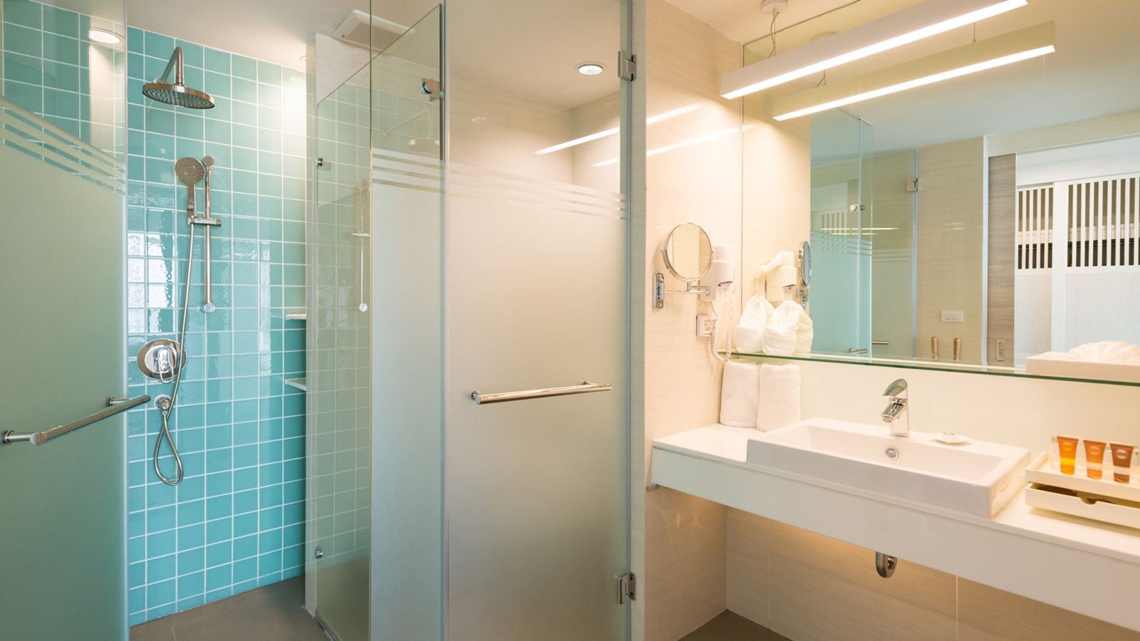 rooms-family-slide-room