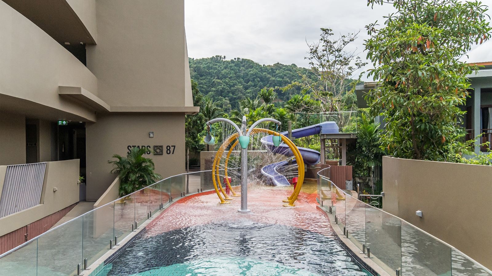 pools-outdoor-childrens-pool